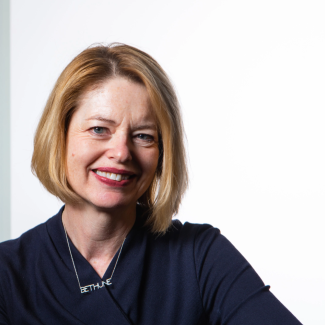 Kelly Hayes McAlonie headshot